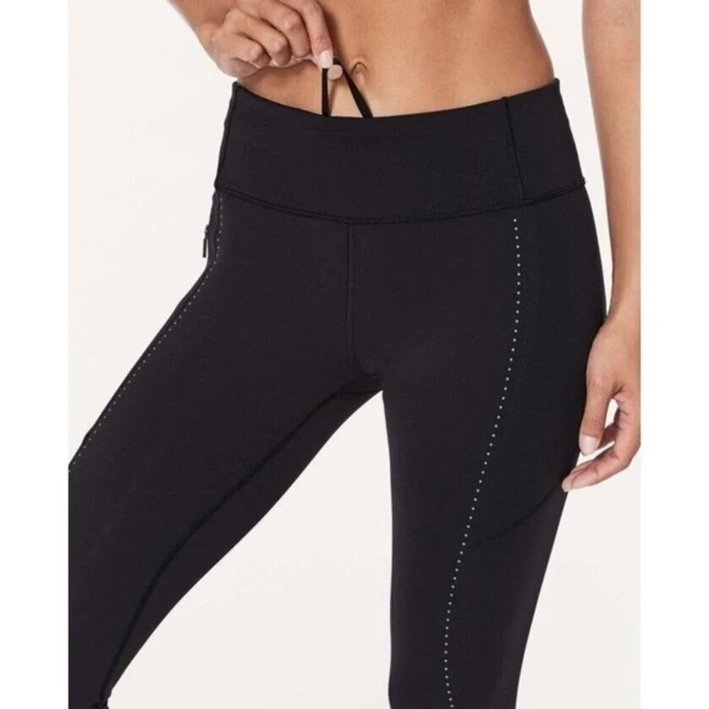Lululemon Womens Extra Mile Crop Reflective Black Leggings Crop Size 2 Running